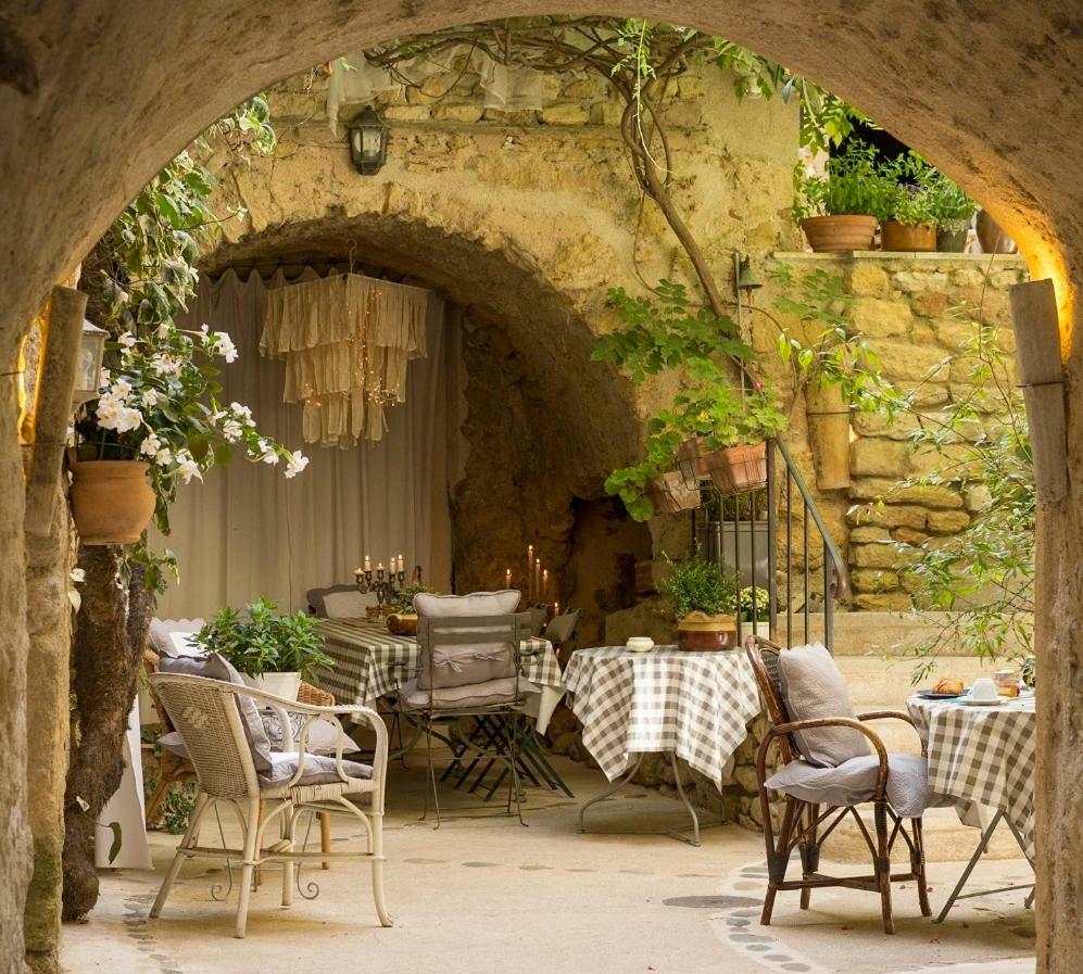 La Cordiere Hotel Lourmarin Exterior foto